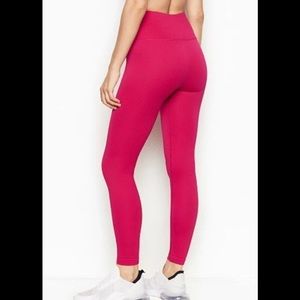 Victoria’s Secret Ribbed Seamless High Rise 7/8 Tight